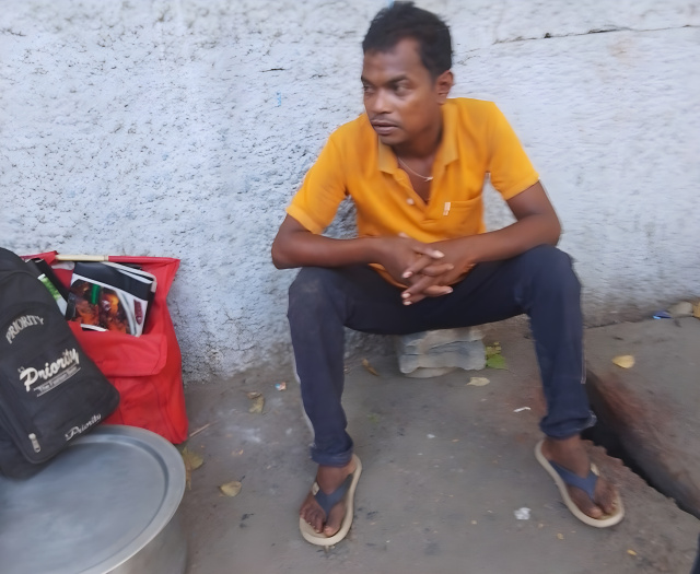 तमिलनाडु में मजदूरी करने गया कुचाई का युवक नौ माह से लापता, पत्नी ने जिला प्रशासन से लगाई खोजबीन की गुहार,