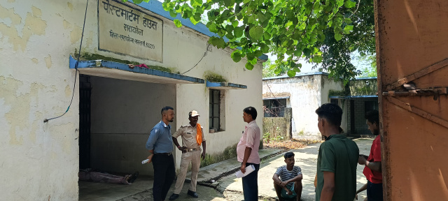 अज्ञात वाहन की चपेट में आने से 35 वर्षीय संजय महतो की मौत